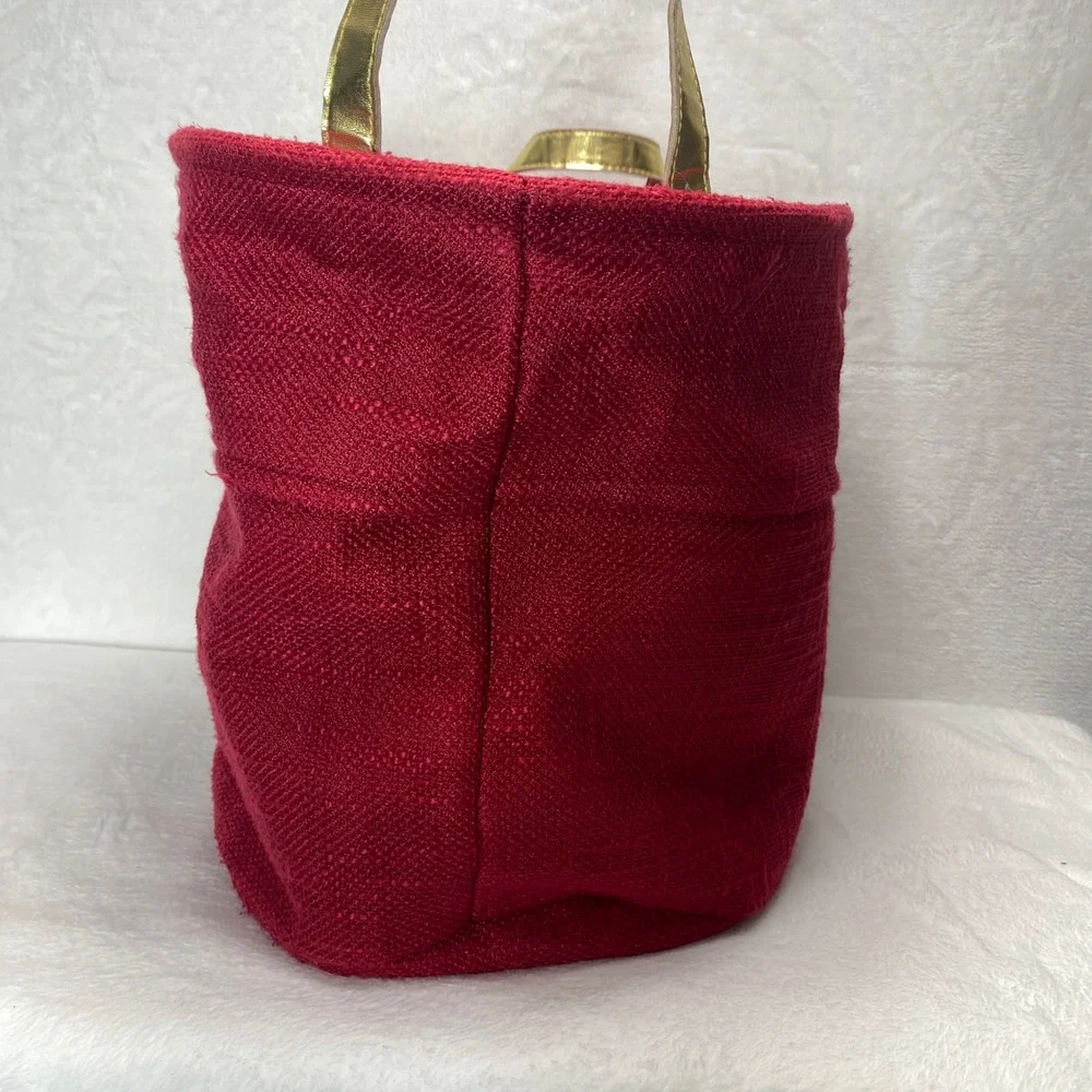 The Unbranded Brand stylish fabric